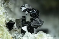 Магний алюминиевая шпинель (MgAl2O4)