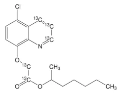 Ацетат (1-метилгексил)[(5-хлорохинолин-8-ил)окси]-2,3,4-¹³C₃-ацетат-1,2-¹³C₂