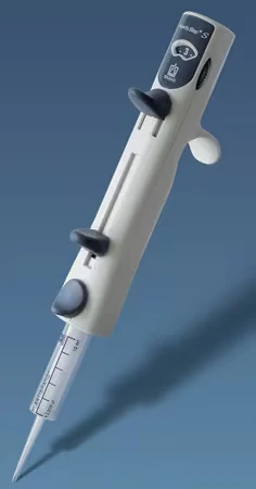 Ручной дозатор-репипеттор HandyStep S, BRAND